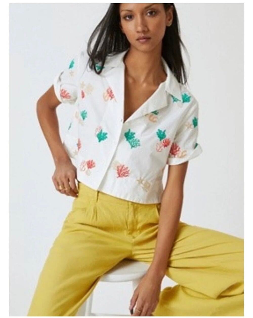 Anthropologie Maeve Coral Embroidered Crop Button Down XXS